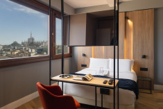 Camera Matrimoniale con Vista at B&B Hotel Milano City Center Duomo 