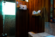 Hummingbird Tree House (up to 7 guests) at Tree Houses Hotel