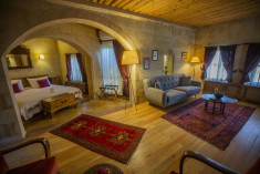 Royal King Suite with Outdoor Hot Tub at Taskonaklar - A dream BOUTIQUE style CAVE HOTEL CAPPADOCIA at Uçhisar