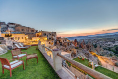 Royal Queen Suite with Hot tub, Garden, Terrace and Cappadocia View at Taskonaklar - A dream BOUTIQUE style CAVE HOTEL CAPPADOCIA at Uçhisar