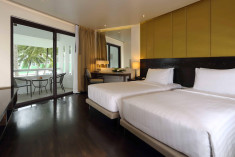 Oceanfront 1-Bedroom Suite at Le Meridien Phuket Beach Resort