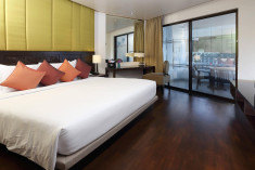 Oceanfront 2-Bedroom Grand Suite at Le Meridien Phuket Beach Resort