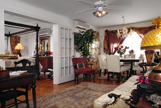 Renoir Room at Sabal Palm House Bed & Breakfast