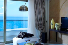 ROYAL SUPERIOR SUITE SEA FRONT WITH JACUZZI at THE ROYAL BLUE - Resort & Spa, Crete