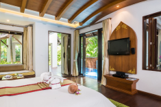 FAMILY POOL SUITE GARDEN VIEW at Royal Muang Samui Villas