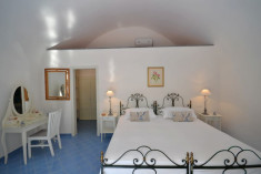 Rooms at the Villa Sirena (Sleeps 2) at Punta Licosa Estate