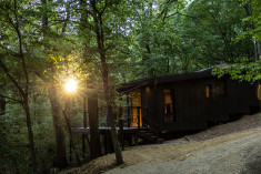 Stairway house at Nomad Hotel & Glamping