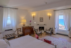 Suite with Sea view  at Palazzo Belmonte