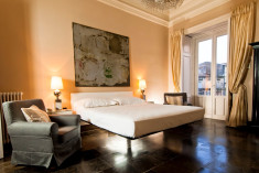 Deluxe Neoclassic at ASMUNDO DI GISIRA