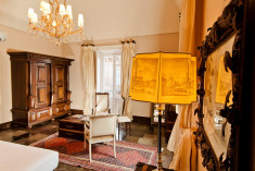 Junior Suite Neoclassic at ASMUNDO DI GISIRA