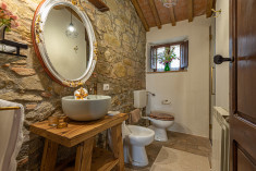 Bucaneve at PODERE COLOMBAIO 