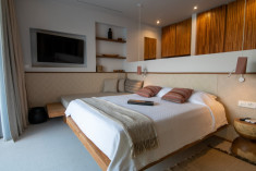 Amethyst Selene   at Paleros Bay