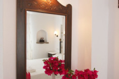 Rooms & Suites at The Panorama Hotel 