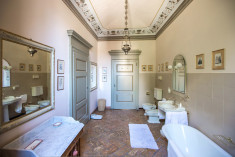 "La Dimora del Conte" Exclusive Guest Apartment at LA DIMORA DEL CONTE - Palazzo Salis