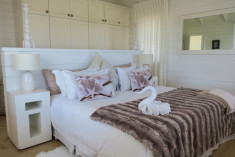 Pearl Bay at The Beach House Collection