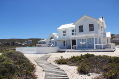 Pearl Bay at The Beach House Collection