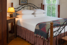 Mystic Woods Cabins at BlissWood Bed & Breakfast Ranch