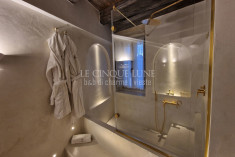 Deluxe Room "Moonlight" at Le Cinque Lune