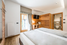 Alpine Double with Balcony at Hotel Ravelli Luxury Spa