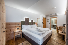 Alpine Double with Balcony at Hotel Ravelli Luxury Spa