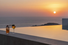 Sunset Suites at Santo Pure Oia Suites & Villas