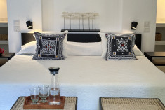 Garden Suite at ELLIES HOUSE