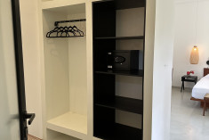 Panorama Suite at ELLIES HOUSE