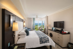 Superior Oceanfront 1 King + Sofabed at The Palms Hotel & Spa