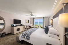 Deluxe Oceanfront 1 King Bed + Sofabed at The Palms Hotel & Spa