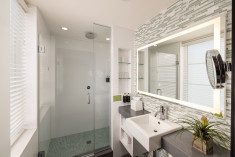 Deluxe Oceanfront 1 King Bed + Sofabed at The Palms Hotel & Spa