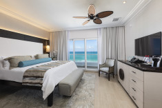 Oceanfront 1 Bedroom Suite with Balcony at The Palms Hotel & Spa
