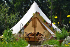 Just One Bell Tent - Sleeps 2 at Hop Pickers Rural Retreats