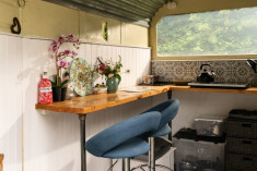 Just One Bell Tent - Sleeps 2 at Hop Pickers Rural Retreats