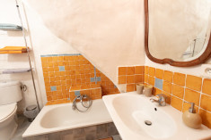 Suite Orange at LA VIEILLE MAISON