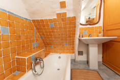 Suite Orange at LA VIEILLE MAISON