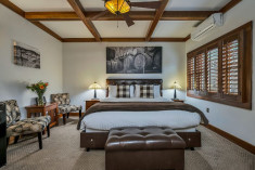 Silverado Room at Calistoga Wine Way Inn