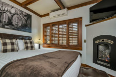 Silverado Room at Calistoga Wine Way Inn