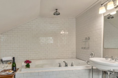 Helena Room at Craftsman Inn 