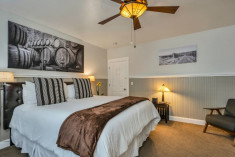 Diamond Room at Craftsman Inn 