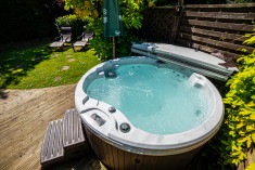 Hot tub cottage at Cotswold House Hotel and Spa