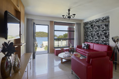 Villa Andriana at KARVOUNO VILLAS