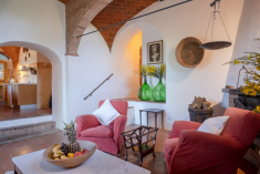  La Casetta - One-Bedroom Apartment Outside the Castle Walls at Castello del Calcione: A Wild Tuscan Escape