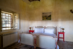  La Casetta - One-Bedroom Apartment Outside the Castle Walls at Castello del Calcione: A Wild Tuscan Escape