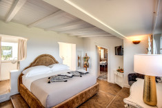 JUNIOR SUITE WITH TERRACE at Vigna Caio Relais & Spa