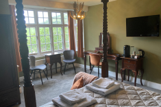 Four Poster Suite at Tottington Manor
