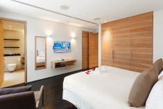 One-Bedroom Sky Pool Villa at Kata Rocks 