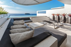 Three-Bedroom Sky Pool Villa at Kata Rocks 