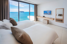 Four-Bedroom Sky Pool Villa Penthouse at Kata Rocks 