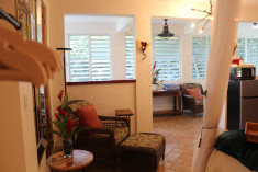 Paradise Suite Villa at Rainforest Inn Bed and Breakfast