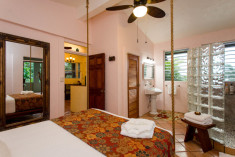 The Jungle Suite at Rainforest Inn Bed and Breakfast
